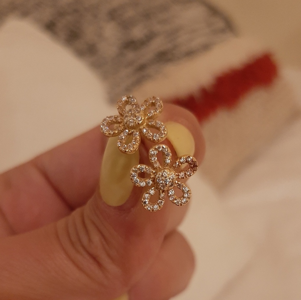 flower shaped floral moroccan earrings